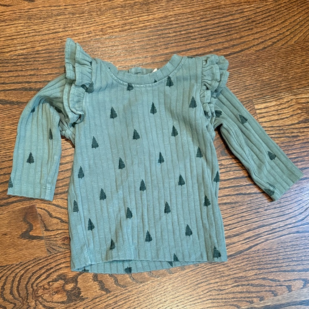 Kate Quinn Forest Green Ruffle Sleeve Tee